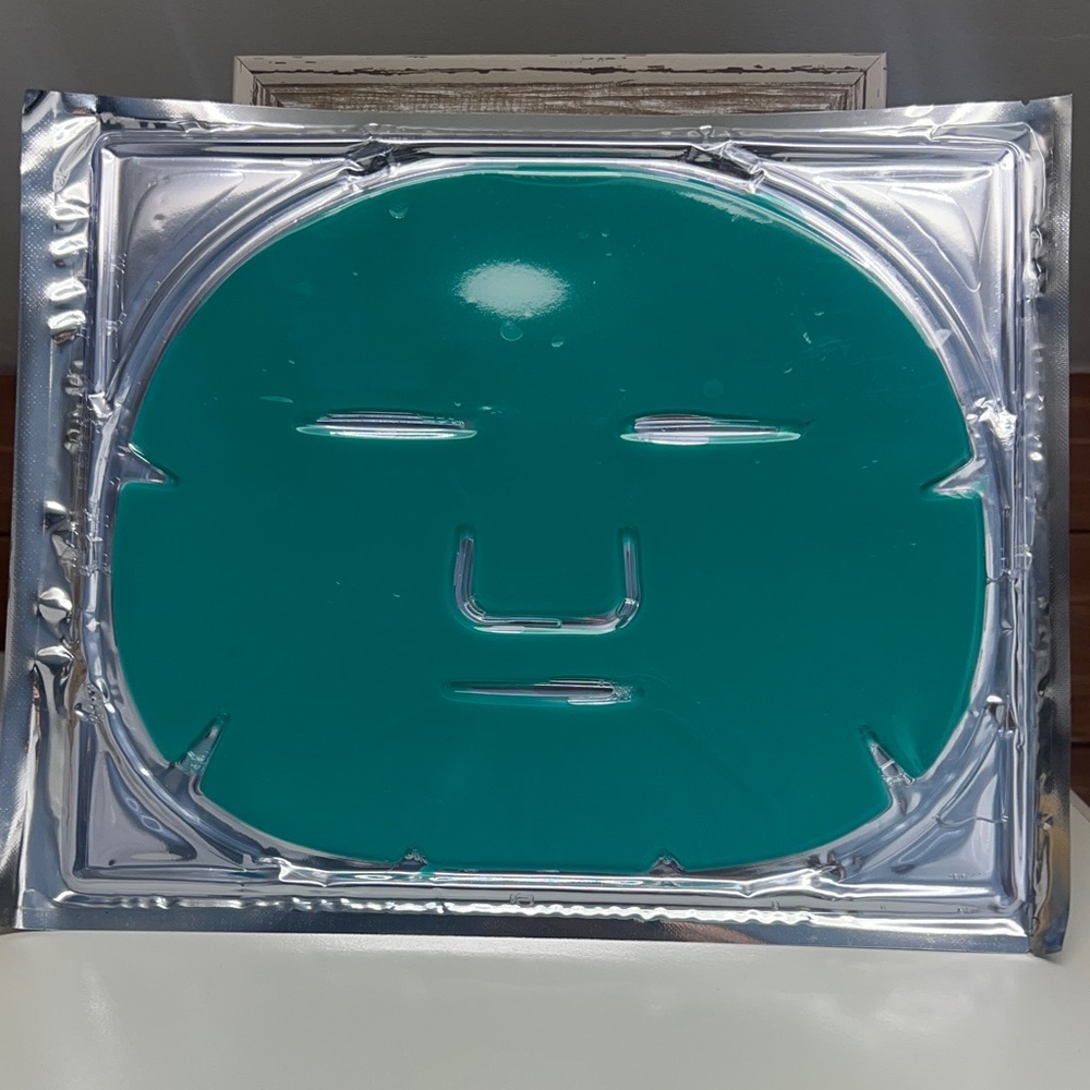 Predire Paris Green Tea Cell Moisurizing Facial Mask & Platinum Collagen Renewal